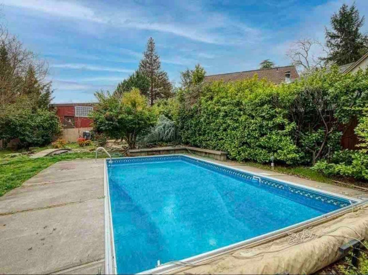 Medford Home And 2 Condos With Pool Exteriér fotografie
